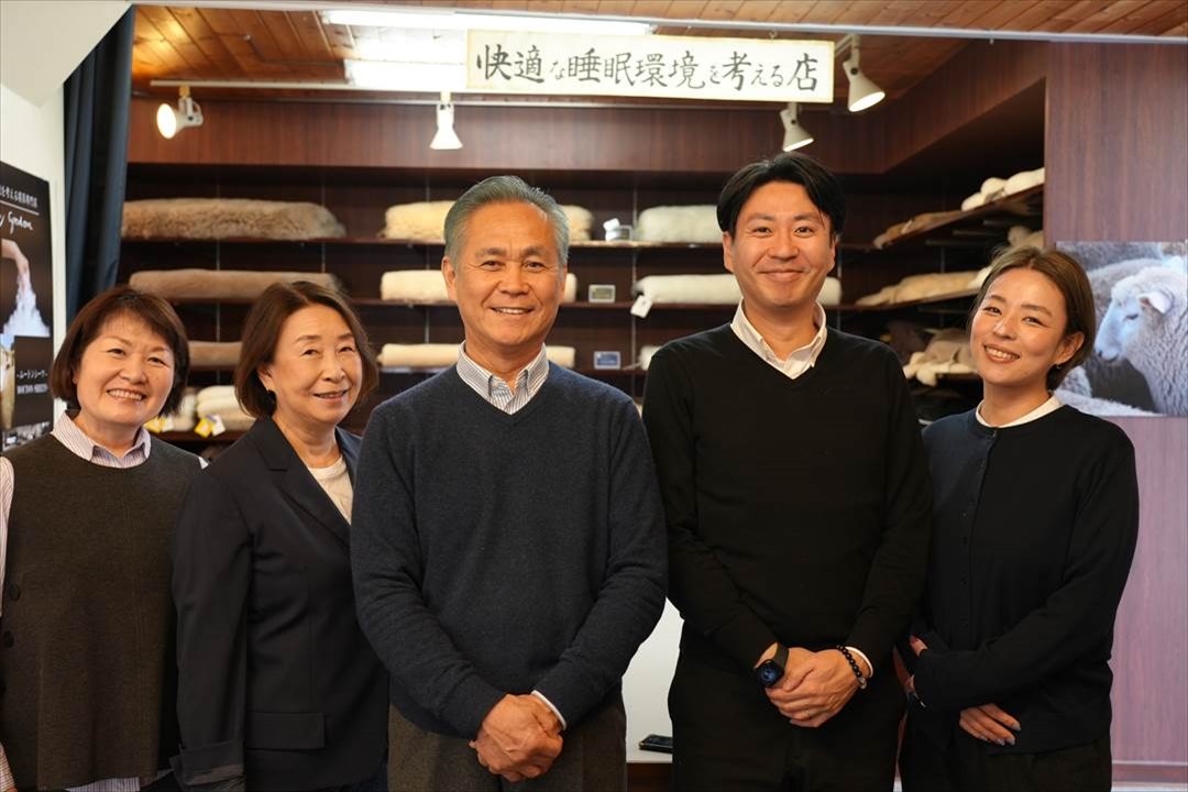 クッション ムートン 枡田 マスダ社製のムートンシートクッション「ムートンの座布団」